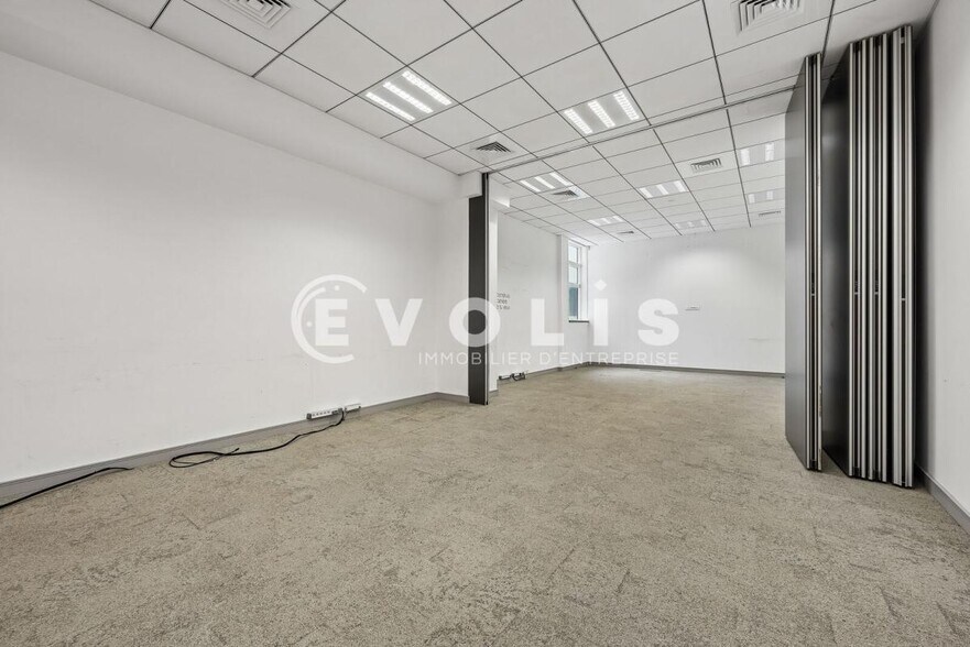 Bureau dans Issy-les-Moulineaux à louer - Photo intérieure – Image 2 sur 7