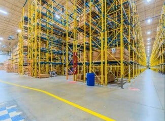 Plus de détails pour 950 Rue Michelin, Laval, QC - Bureau, Industriel/Logistique à louer