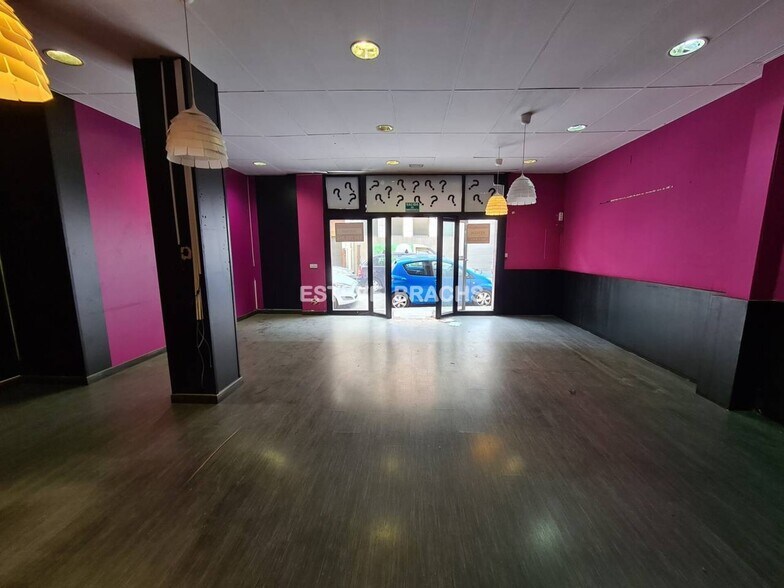 Immeuble residentiel dans Granollers, Barcelona à vendre - Photo intérieure – Image 1 sur 1