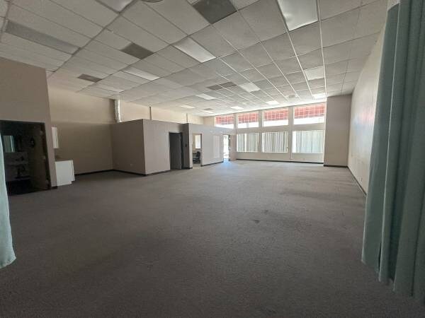 935 W San Marcos Blvd, San Marcos, CA à louer - Photo intérieure – Image 3 sur 7