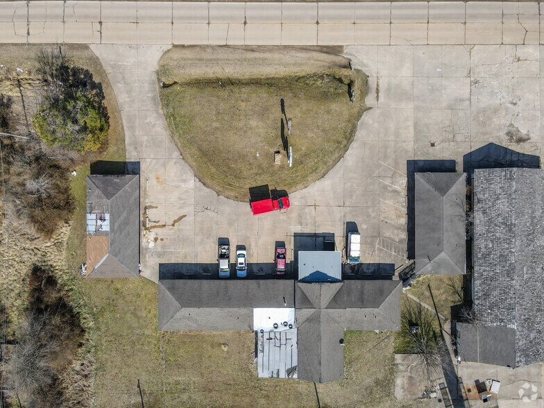 9944 Hornbeam Rd, Henryetta, OK à vendre - Aérien – Image 2 sur 4