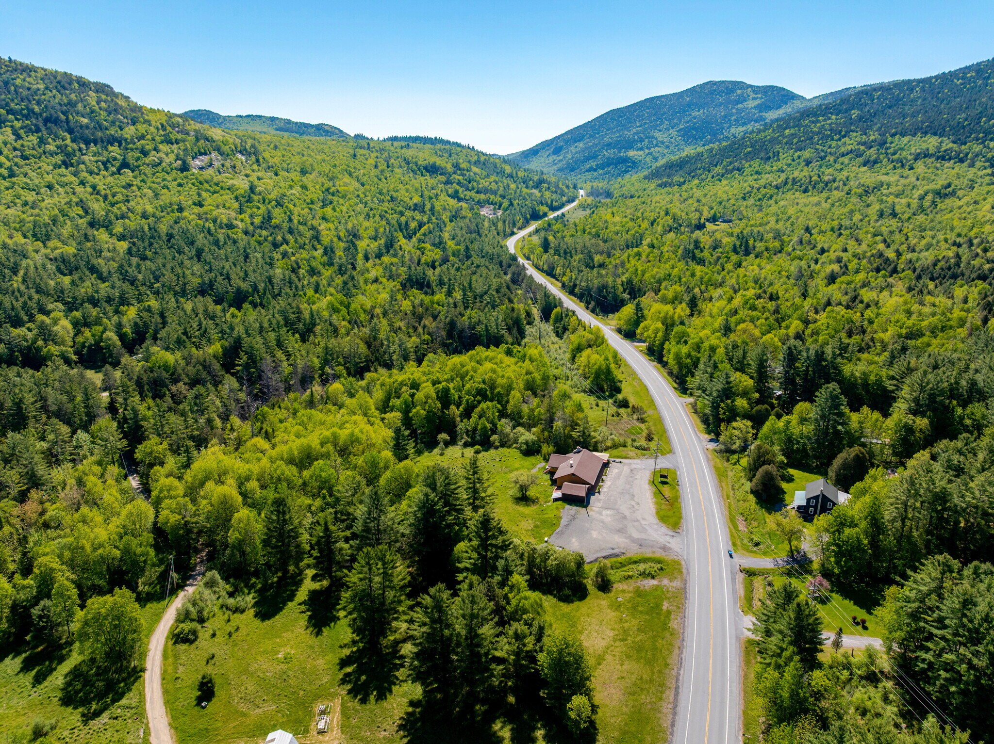 10050 NYS Route 9N, Keene, NY à vendre Photo de l’immeuble– Image 1 sur 16