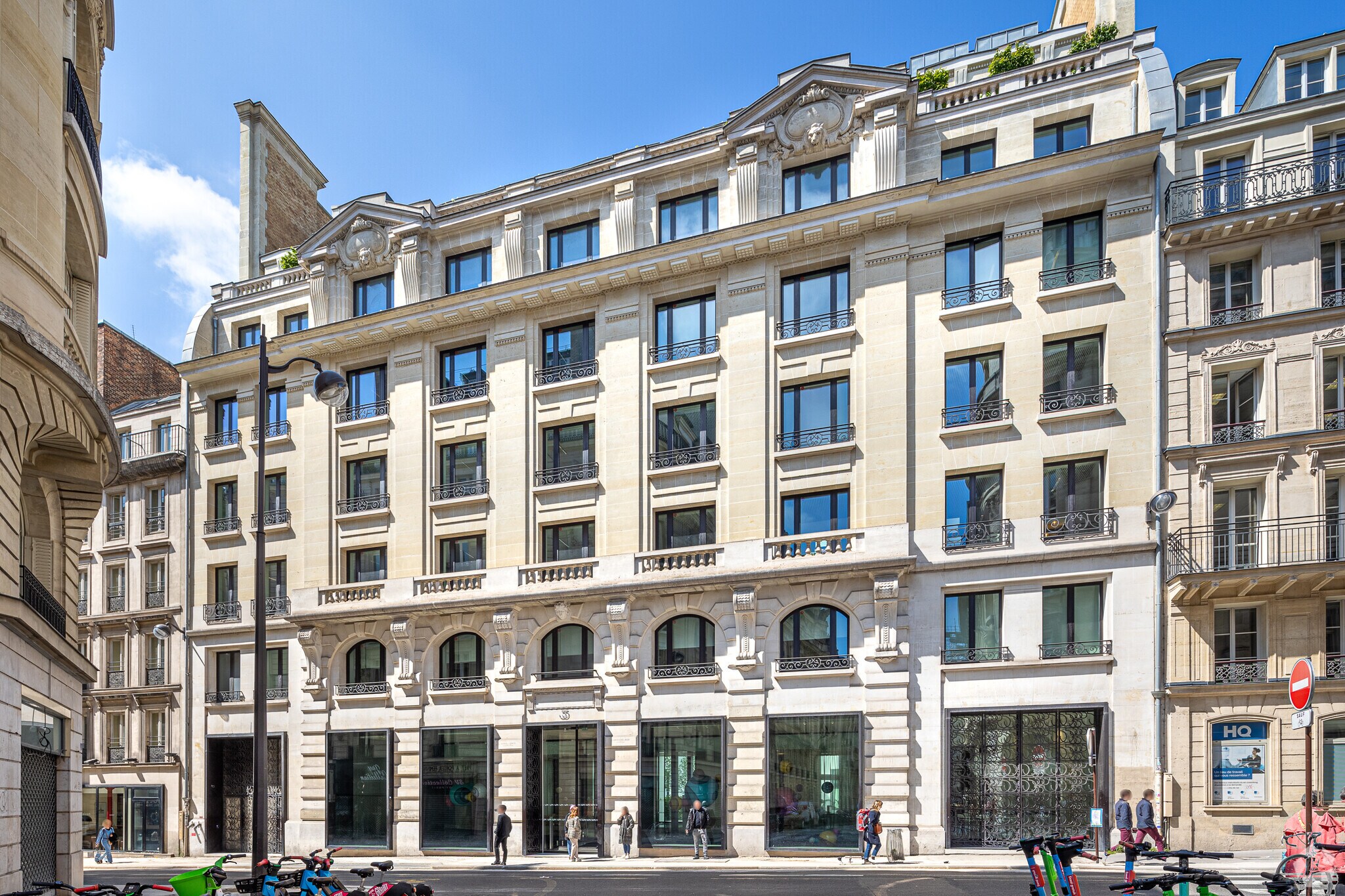 55 Rue D'Amsterdam, Paris à louer Photo principale– Image 1 sur 4