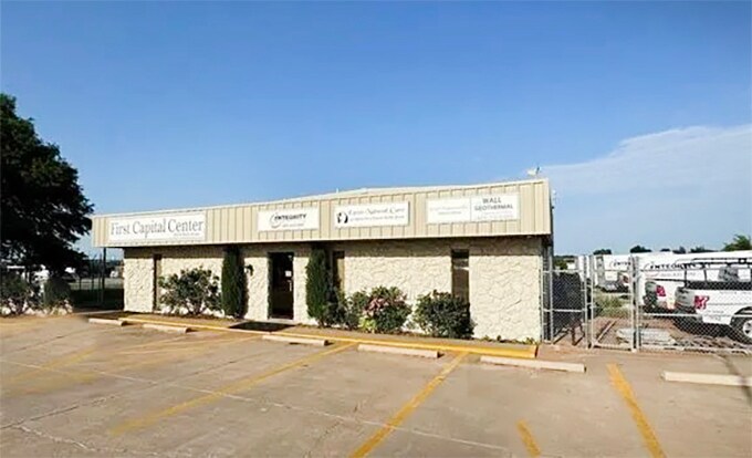 2024 Ruhl Dr, Guthrie, OK à louer - Photo de l’immeuble – Image 2 sur 5