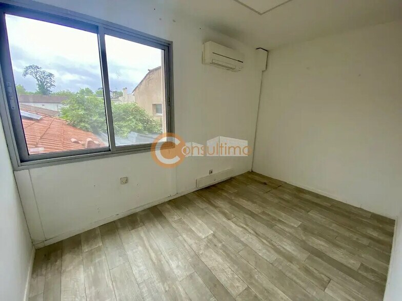 16 Avenue René Cassagne, Cenon à louer - Photo de l’immeuble – Image 3 sur 4
