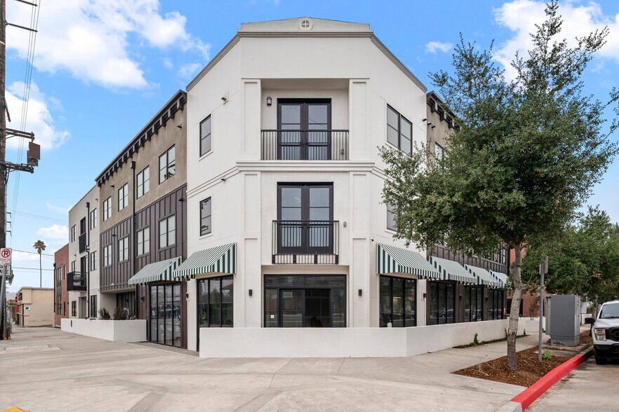 6320 Garvanza Ave, Los Angeles, CA à louer - Photo de l’immeuble – Image 1 sur 4