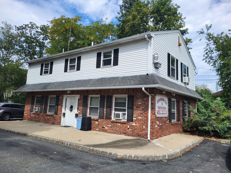 134 ledge Landing Rd, Landing, NJ à louer - Photo principale – Image 1 sur 10