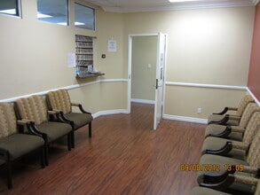 8135 S Painter Ave, Whittier, CA à louer Photo intérieure– Image 2 sur 14