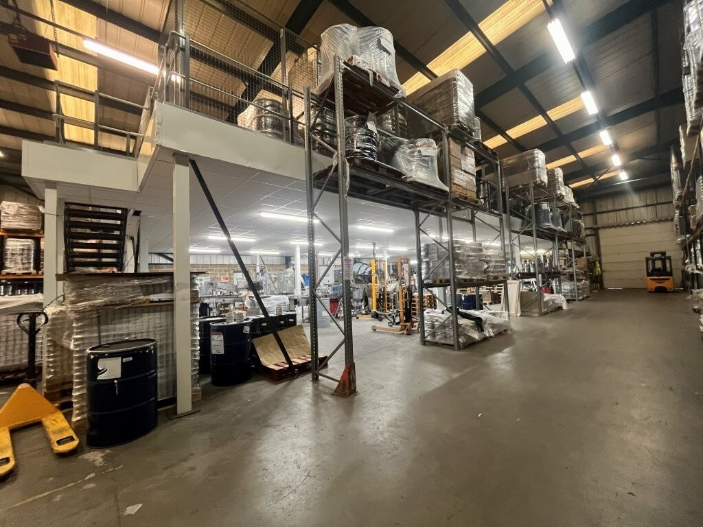 Progress Way, Eye, SFK IP23 7HU - Lot 3 - - Photo intérieure - Image 1 of 2