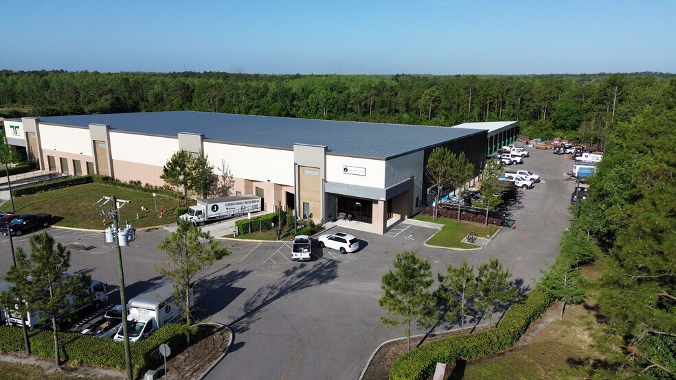 5340 Young Pine Rd, Orlando, FL à louer - Photo de l’immeuble – Image 3 sur 6