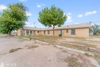 Plus de détails pour 1601 Vanda Ave, Lubbock, TX - Santé à vendre