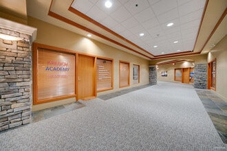 1480 Foster St, White Rock, BC à louer Photo intérieure– Image 1 sur 6