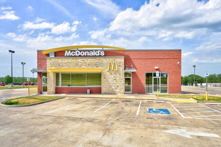 30001 Highway 51, Mannford, OK à louer - Photo de l’immeuble – Image 3 sur 7