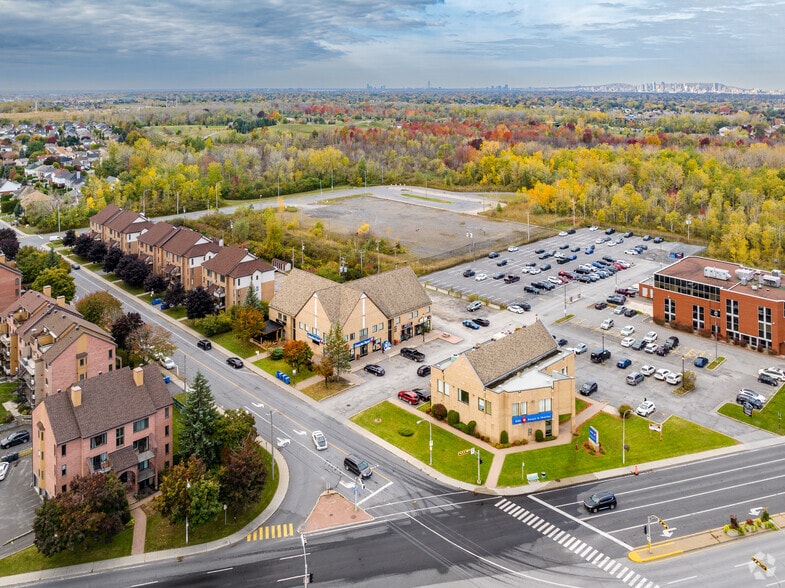 7161 Boul Cousineau, Saint-hubert, QC à louer - Aérien – Image 2 sur 5