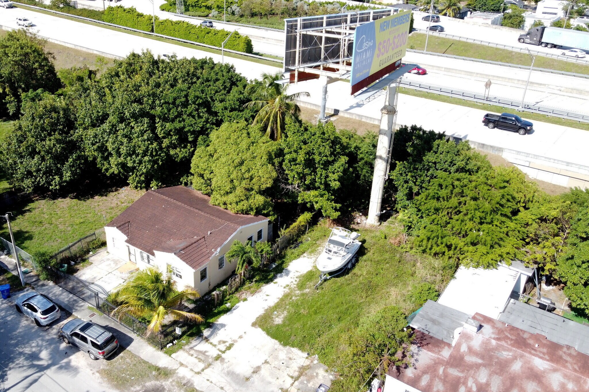 321 NW 37th St, Miami, FL à vendre Aérien– Image 1 sur 49