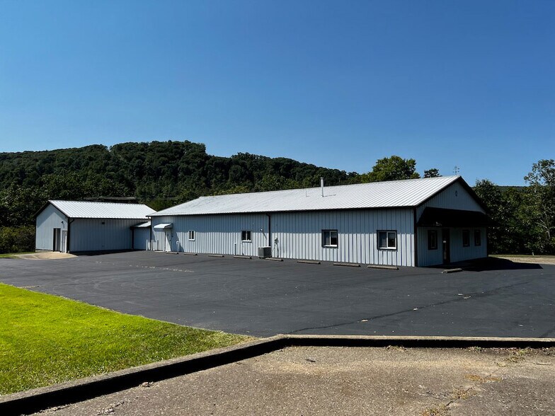 829 Grant St, Franklin, PA à vendre - Photo de l’immeuble – Image 2 sur 29