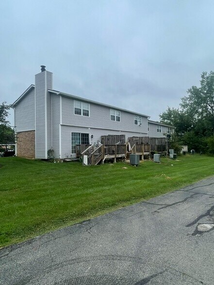 Abbeywood Ct portefeuille de 5 biens à vendre sur LoopNet.fr - Photo de l’immeuble – Image 2 sur 13