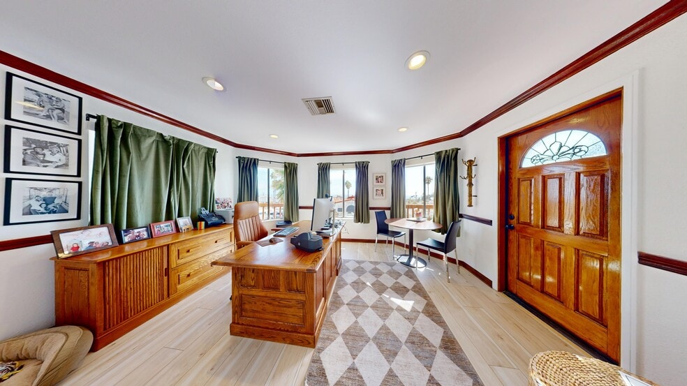 105 Avenida De La Estrella, San Clemente, CA à vendre - Photo intérieure – Image 2 sur 5