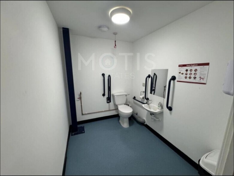 Pent Rd, Folkestone à vendre - Photo de l’immeuble – Image 3 sur 7
