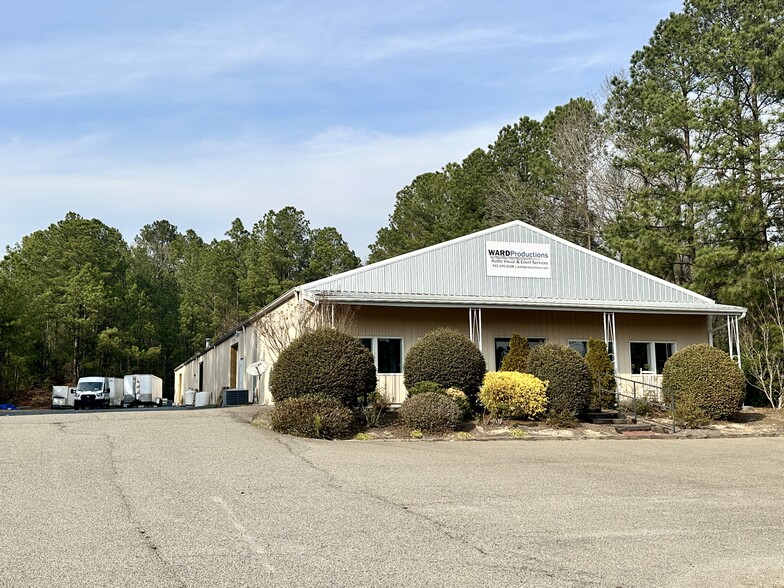 7661 NC-211 Hwy, West End, NC à louer - Photo de l’immeuble – Image 1 sur 1