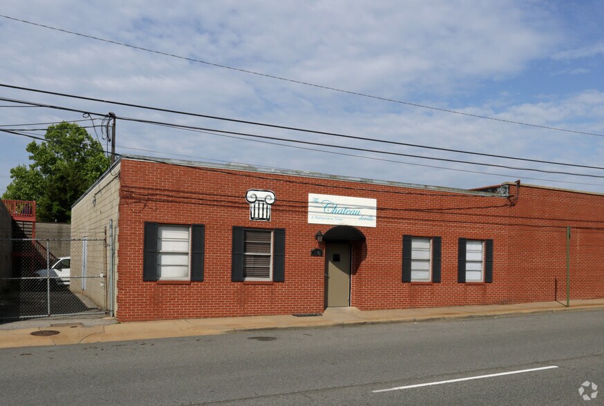 1502 Brook Rd, Richmond, VA à vendre - Photo principale – Image 1 sur 4