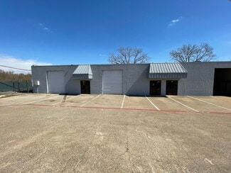 Plus de détails pour 1401 Royal Pky, Euless, TX - Industriel/Logistique à louer