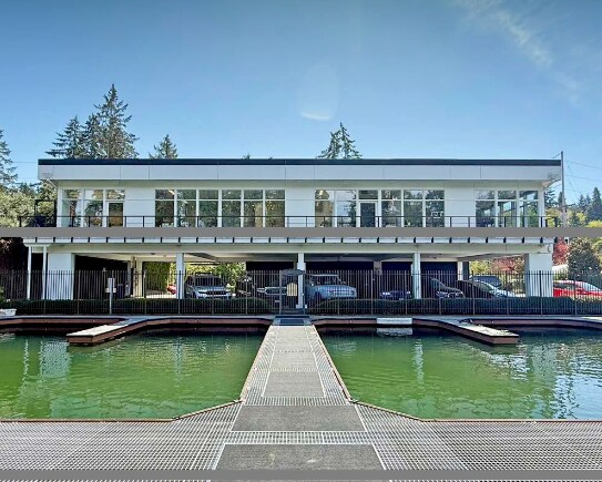 696 McVey Ave, Lake Oswego, OR à vendre - Photo de l’immeuble – Image 2 sur 9