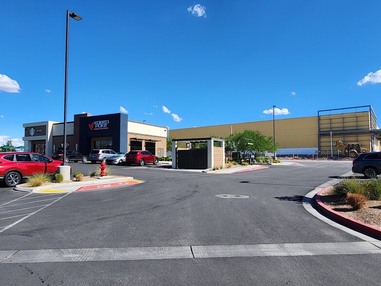 Sufflebeam Ave - Union Village, Henderson, NV à louer - Photo de l’immeuble – Image 1 sur 13