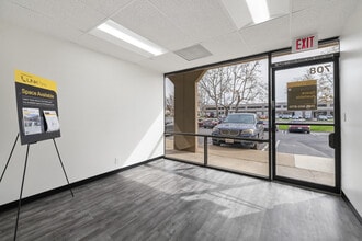 22722 Lambert St, Lake Forest, CA à louer Photo intérieure– Image 2 sur 26