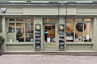 3 Pollen St, Londres à louer Photo de l’immeuble– Image 1 sur 4