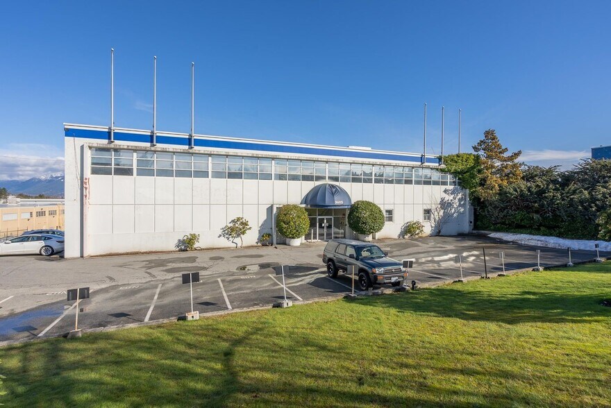 3605 Grandview Hwy, Vancouver, BC à louer - Photo de l’immeuble – Image 3 sur 8