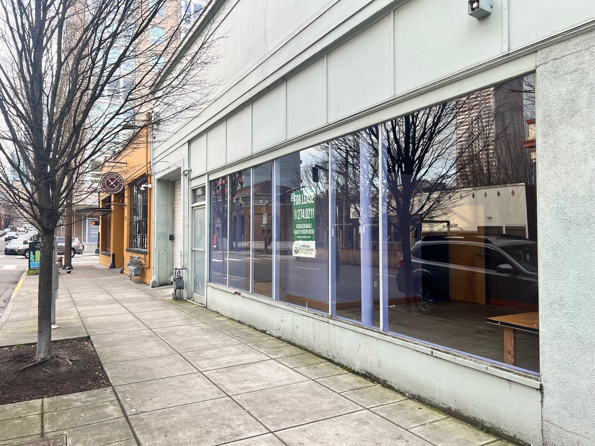 1010 NW Flanders St, Portland, OR à louer Photo de l’immeuble– Image 1 sur 2