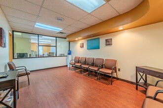 98 James St, Edison, NJ à louer Photo intérieure– Image 1 sur 23