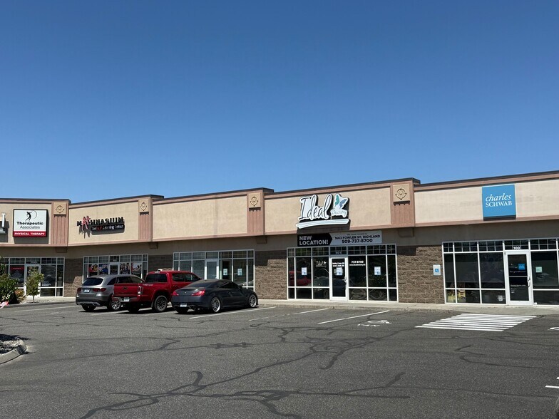 1408 N Louisiana St, Kennewick, WA à louer - Photo de l’immeuble – Image 3 sur 15