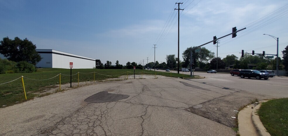 NEC Of Gary And Kehoe Blvd, Carol Stream, IL à vendre - Autre – Image 3 sur 6
