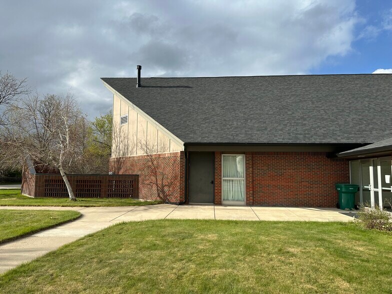 2460 Baldwin st, Sturgis, SD à vendre - Photo de l’immeuble – Image 2 sur 26