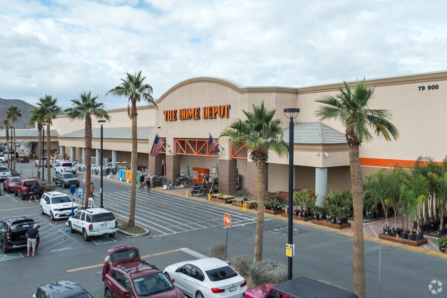 79740-79900 Hwy 111 Hwy, La Quinta, CA à louer - Photo de l’immeuble – Image 1 sur 9