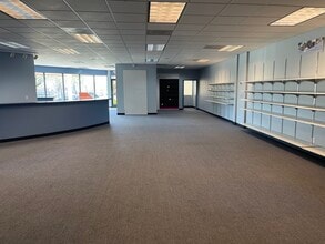 4600-4680 Mexico Rd, Saint Peters, MO à louer Photo intérieure– Image 2 sur 5
