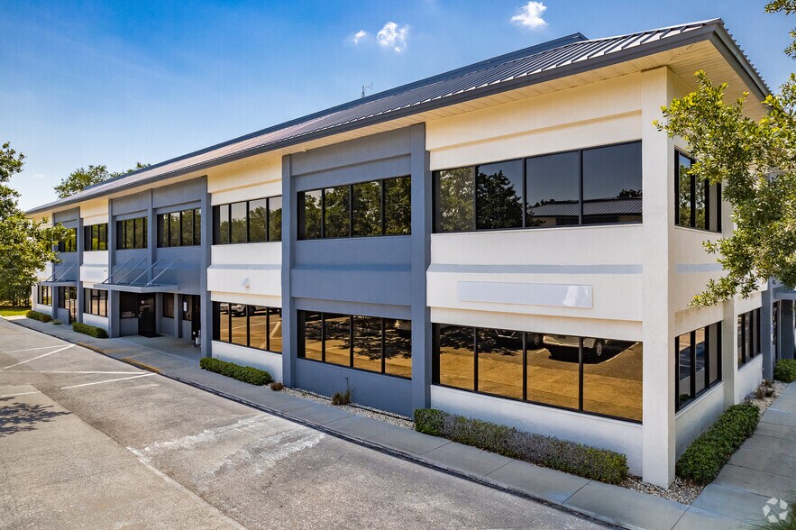 139 S Pebble Beach Blvd, Sun City Center, FL à louer - Photo principale – Image 1 sur 5