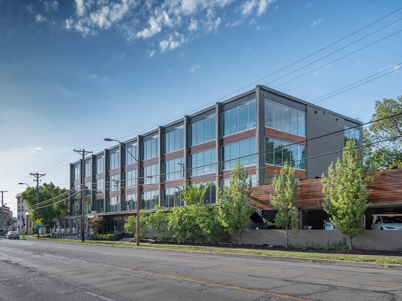 751 E 63rd St, Kansas City, MO à louer - Photo de l’immeuble – Image 2 sur 6