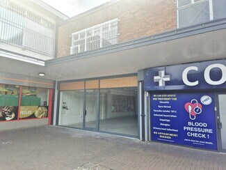 Plus de détails pour 11 Marian Sq, Bootle - Local commercial à louer