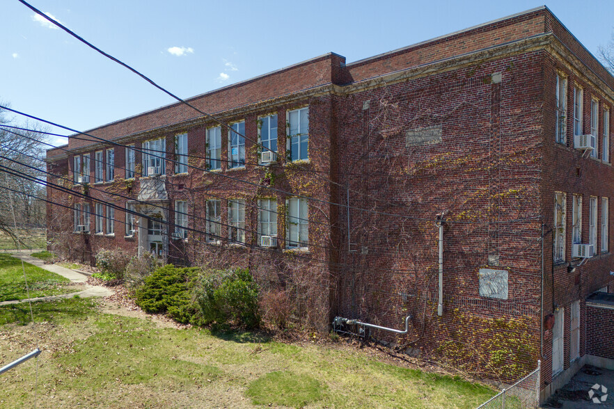 1125 S Main St, Attleboro, MA à vendre - Photo de l’immeuble – Image 2 sur 6