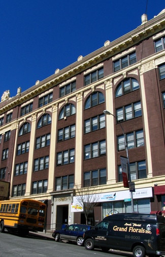 Plus de détails pour 25 Hyatt St, Staten Island, NY - Bureau, Local commercial à louer