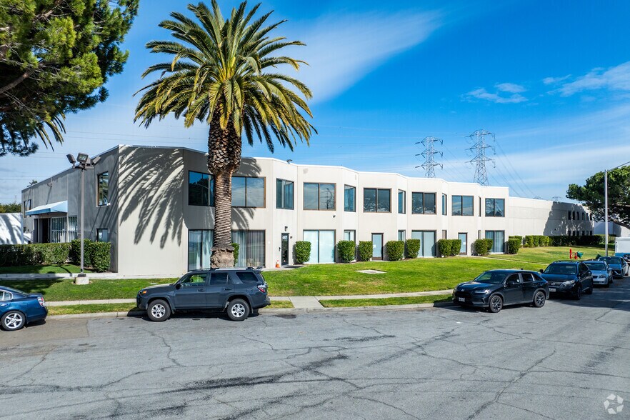 4900 Hannover Pl, Fremont, CA à louer - Photo de l’immeuble – Image 1 sur 8