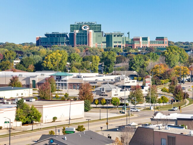 Plus de détails pour 700 Pilgrim Way, Green Bay, WI - Bureau/Local commercial, Local d'activités à louer