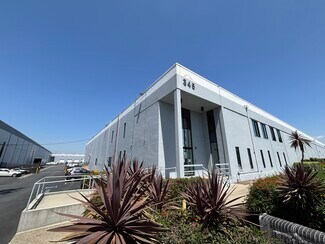 Plus de détails pour 345 N Baldwin Park Blvd, City Of Industry, CA - Industriel/Logistique à louer