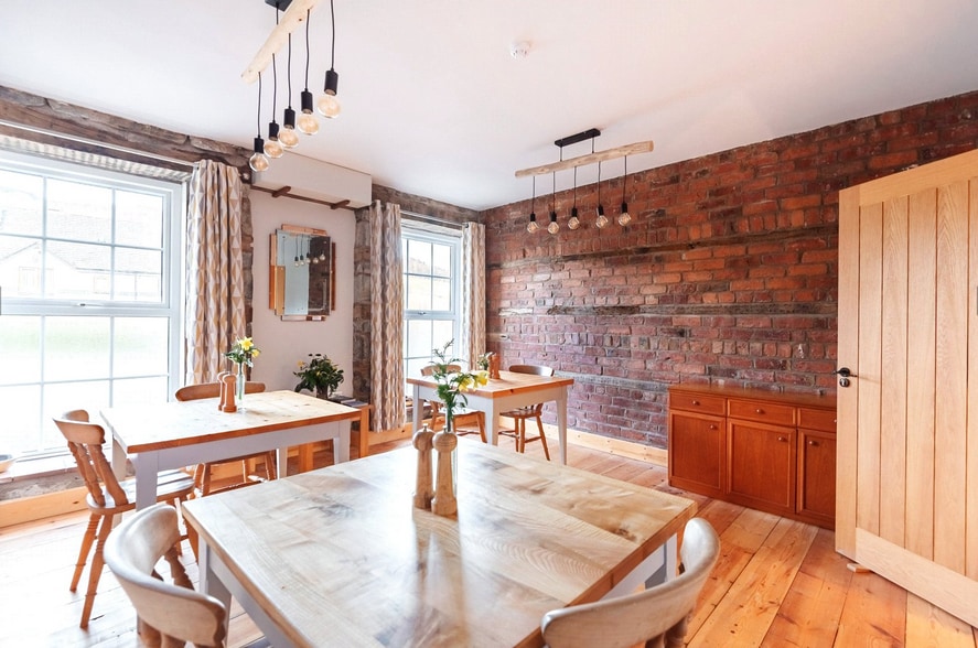 Ffordd Y Castell, Carno à vendre - Photo intérieure – Image 3 sur 11