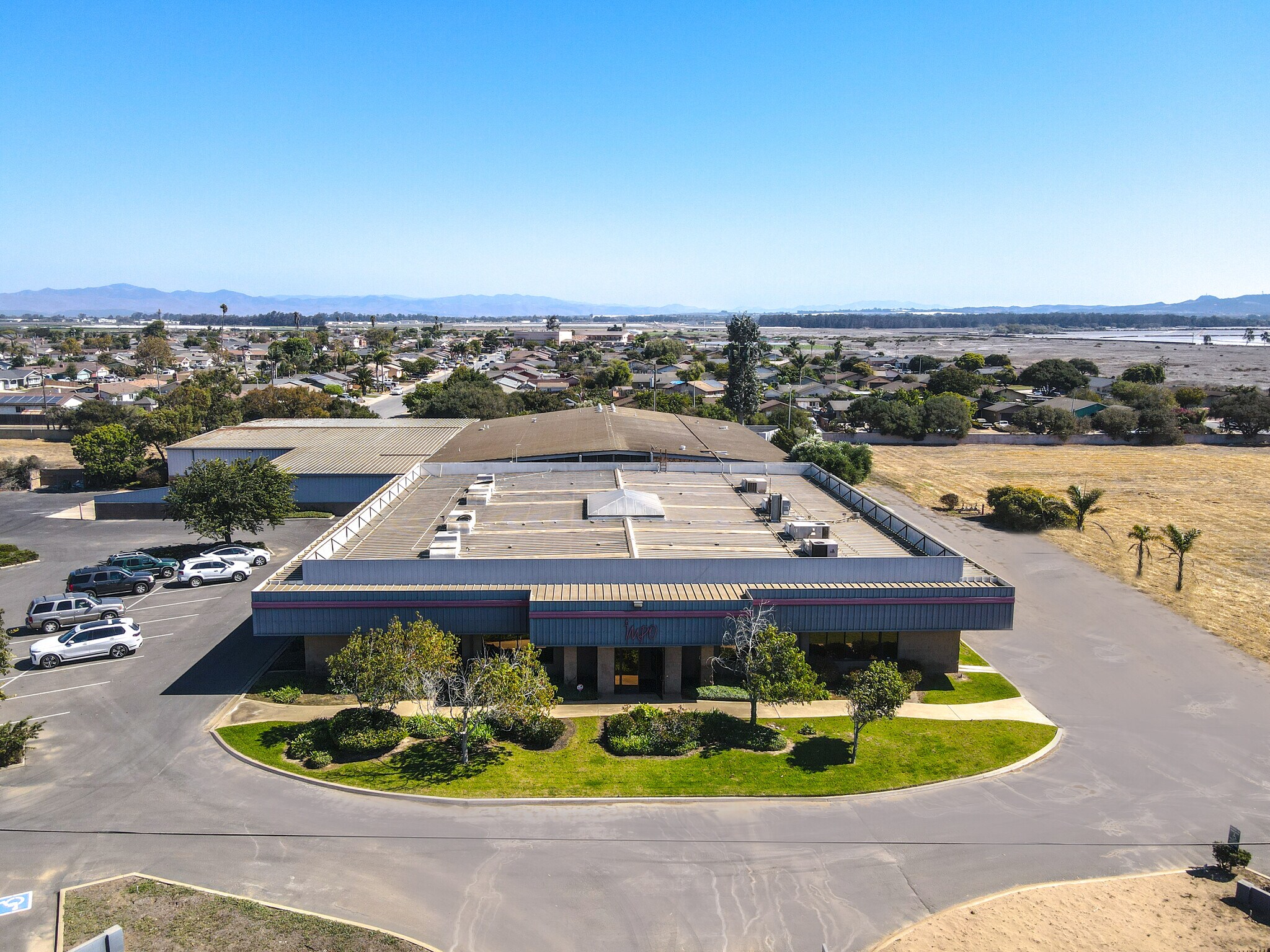 3510 Black Rd, Santa Maria, CA à vendre Photo de l’immeuble– Image 1 sur 14