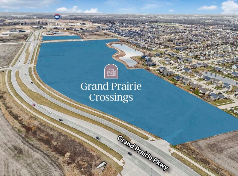 Grand Praire Pky & Westown Pky, Waukee, IA à vendre - Aérien – Image 1 sur 7