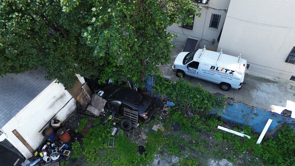 2702 Foster Ave, Brooklyn, NY à vendre - Photo de l’immeuble – Image 3 sur 16